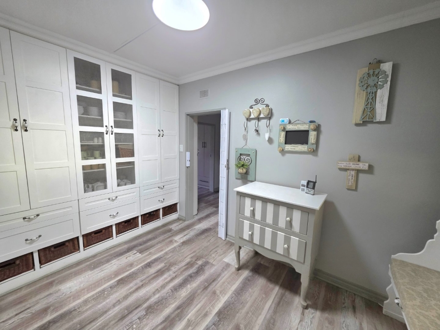 5 Bedroom Property for Sale in Morelig Free State